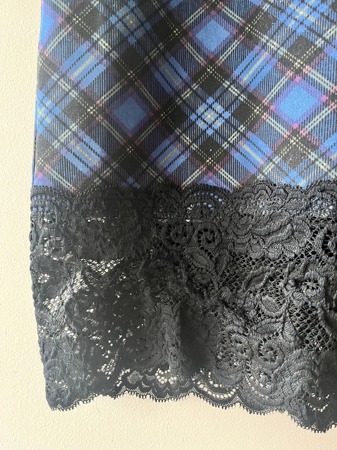 Blue Plaid and Lace Pencil Skirt - Size S image indicator(2)