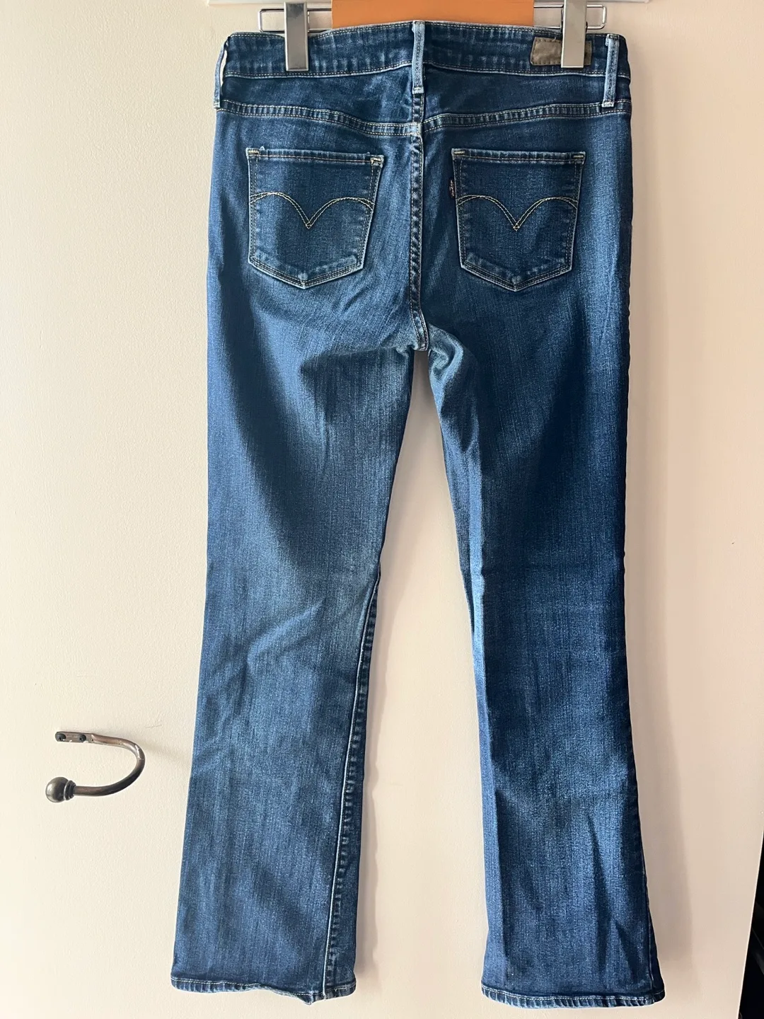 Levi's Slight Curve Women's Jeans - Size 27 image indicator(4)