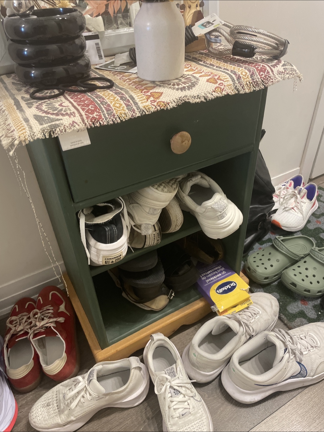 Green night stand