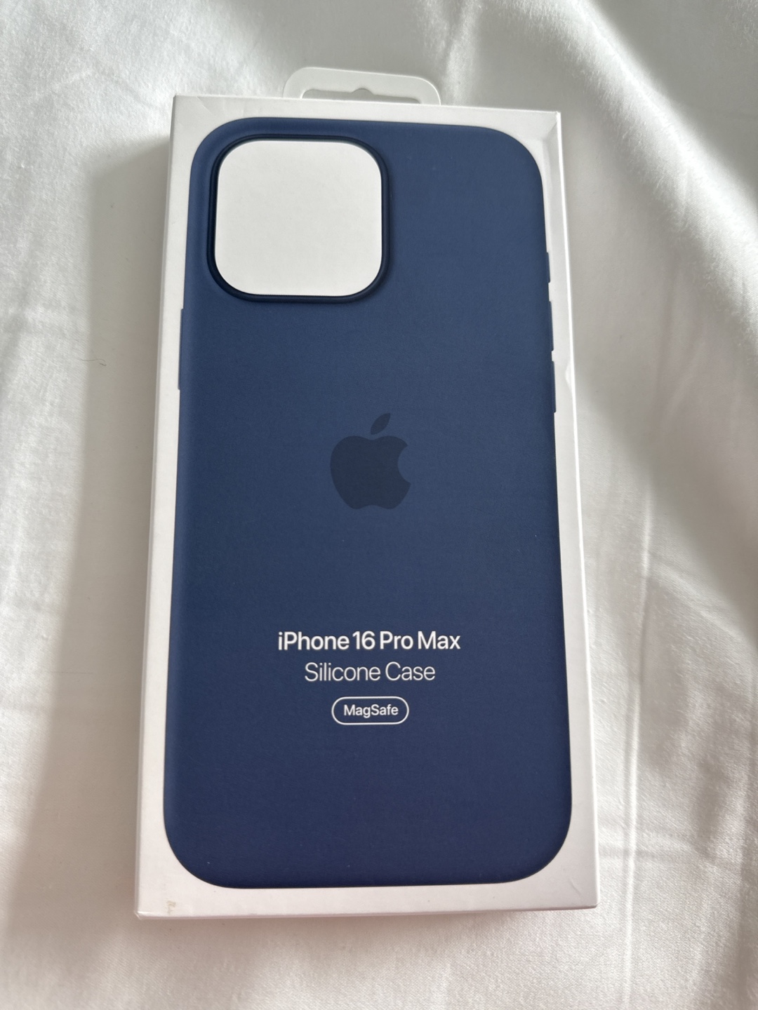 New iPhone 16 Pro Max Silicone Case - MagSafe