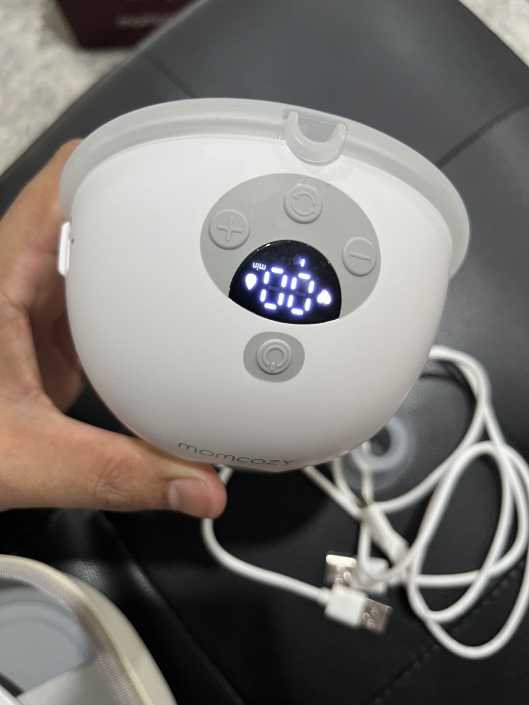 Momcozy M5 Breast Pumps - Like New! - photo 5