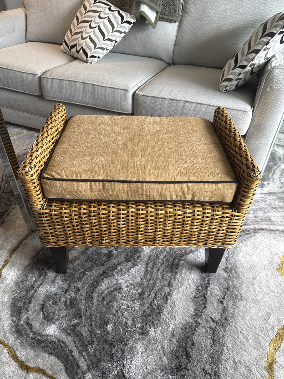 Wicker Ottoman/Bench