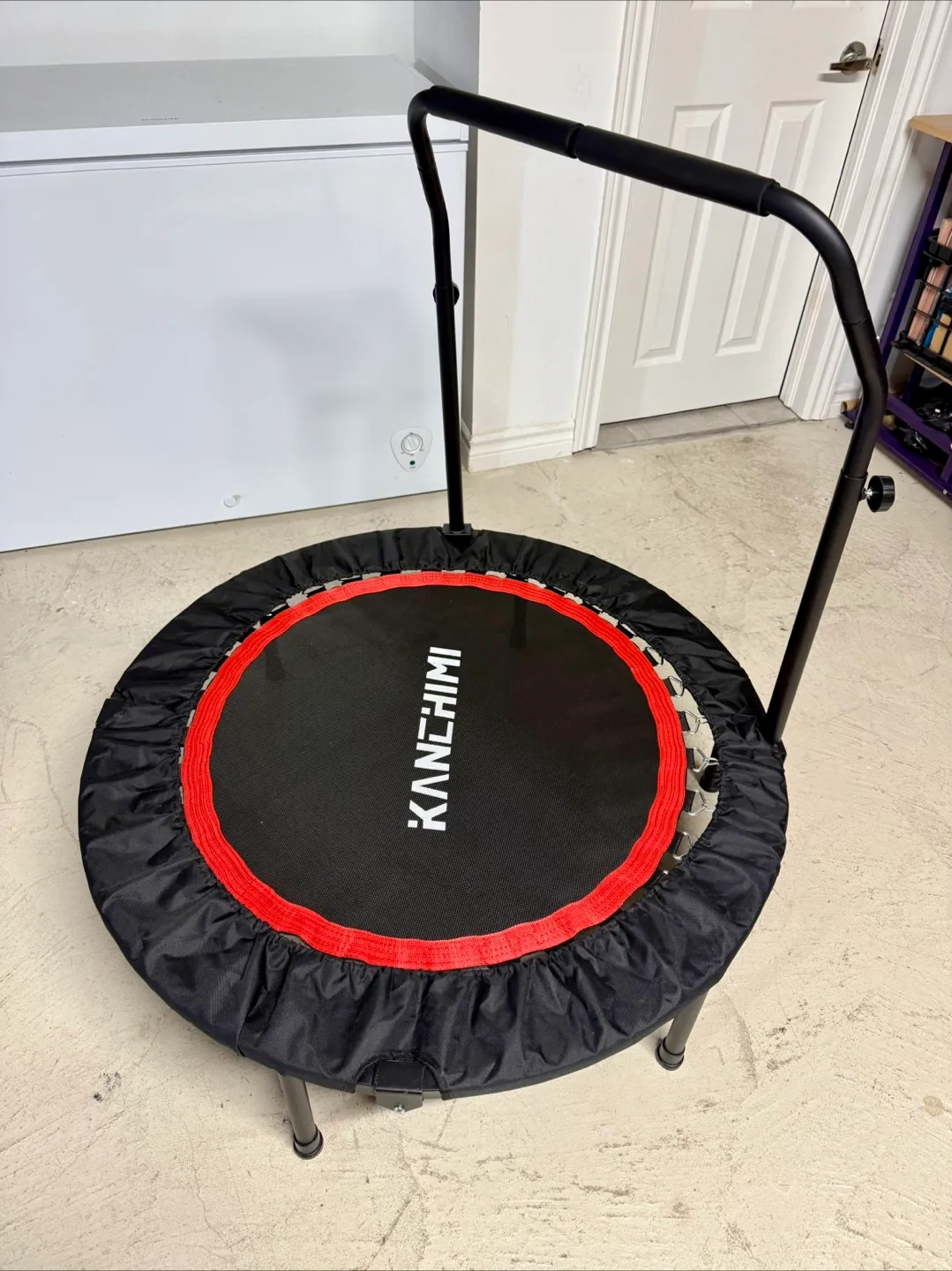 Kanchimi Mini Trampoline with Handle Bar thumbnail