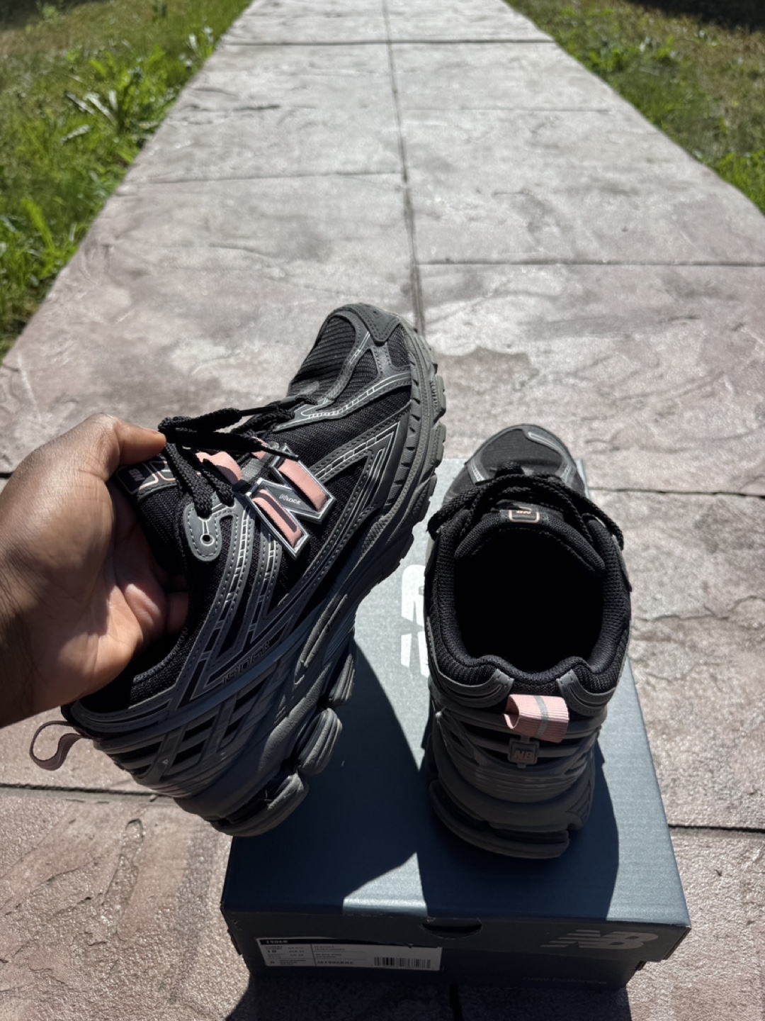New Balance 1906R Black/Pink - Size 10 - photo 4