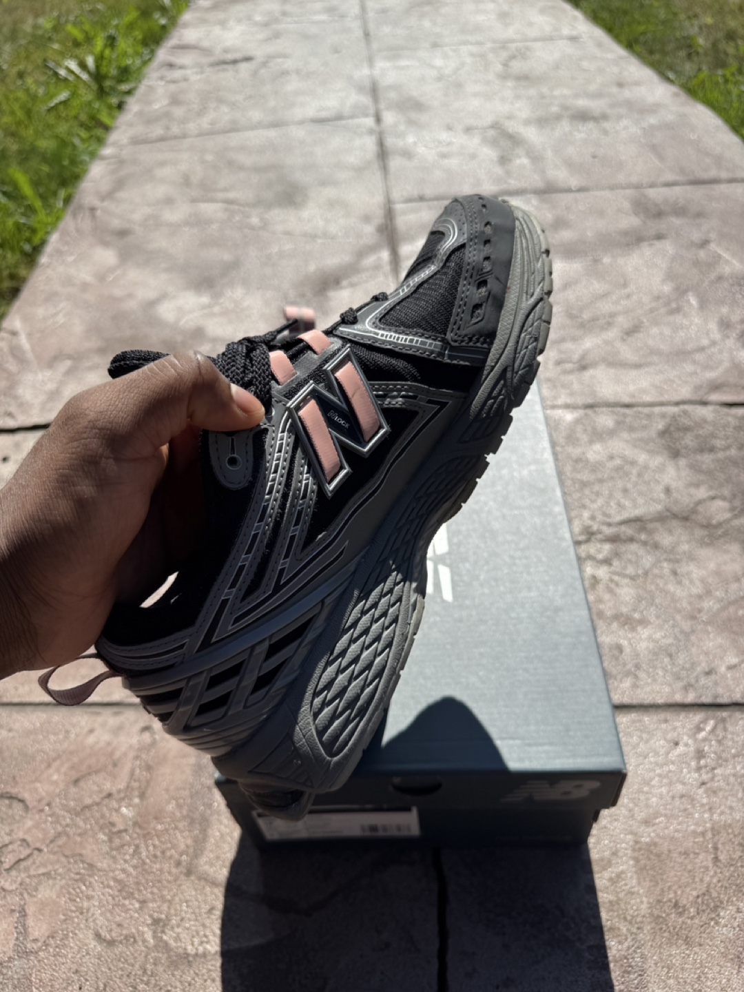 New Balance 1906R Black/Pink - Size 10 - photo 5