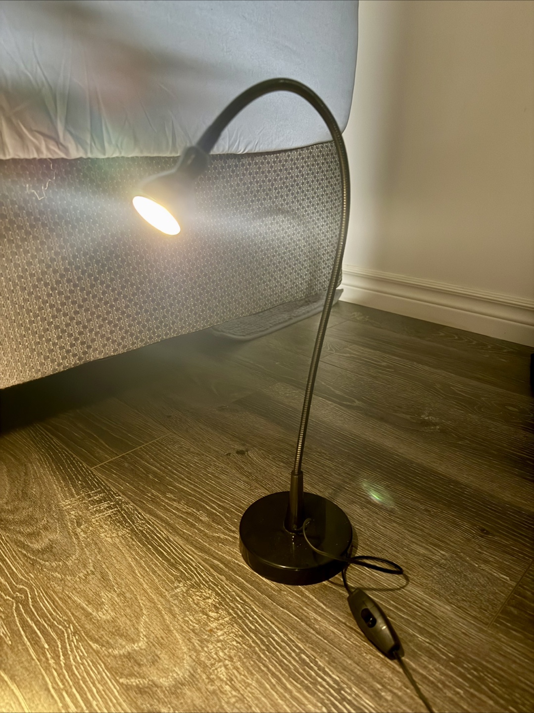 Black Gooseneck Desk Lamp from IKEA - photo 2