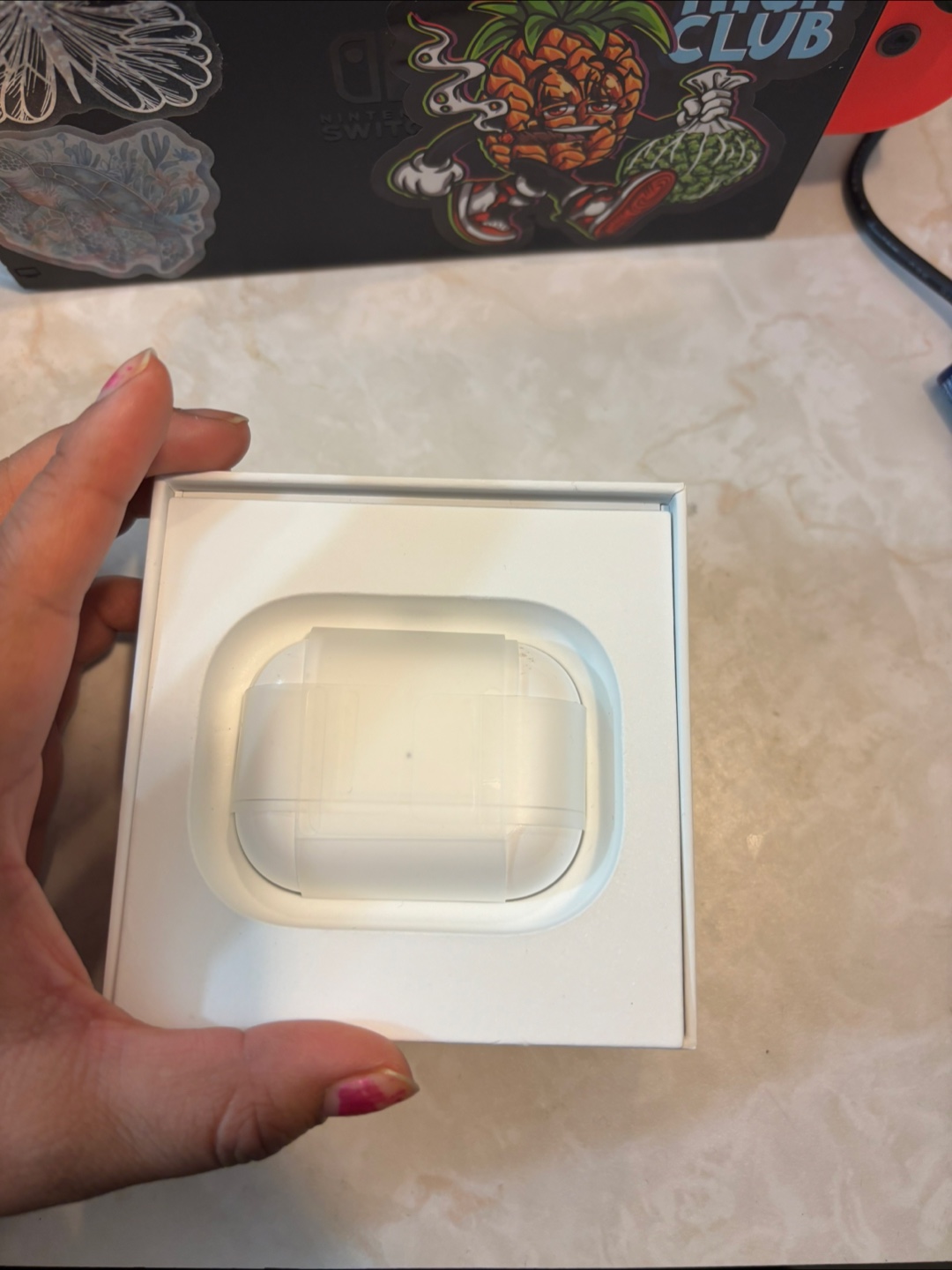 Apple AirPods Pro 2nd Generation - photo 4