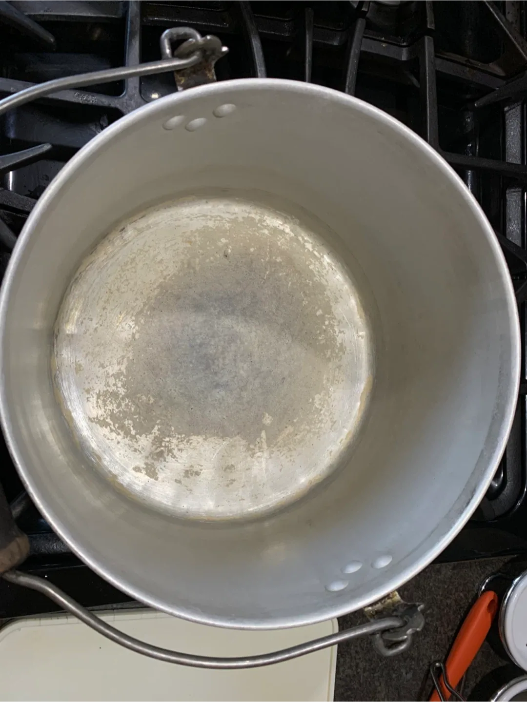 Aluminum Stock Pot 8QT image indicator(3)