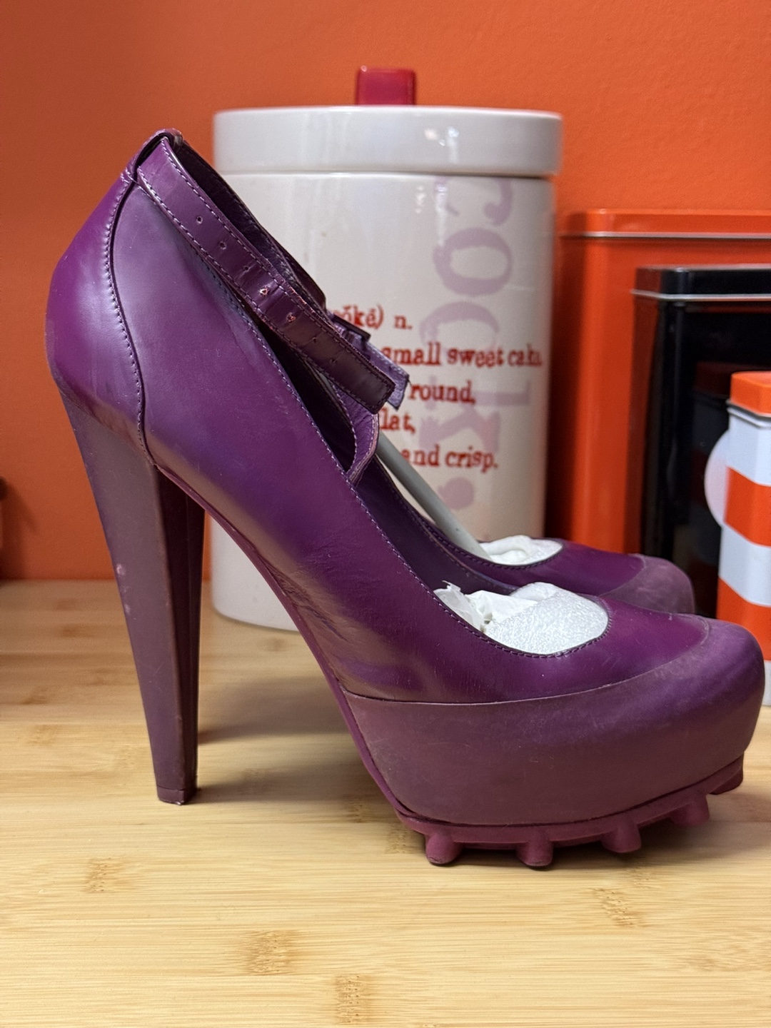 Aldo Rise Patrick Frunell Purple Heels Size 8