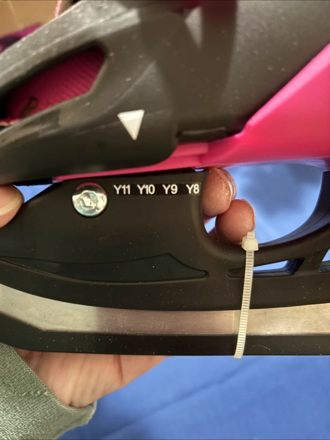 Barbie Skates Size Y8-Y11 image indicator(3)