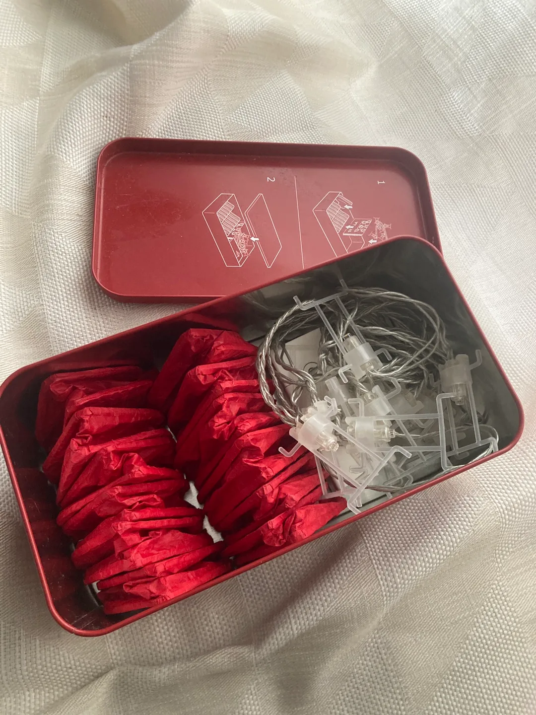 IKEA STRÅLA LED Lighting Chain with Hearts image indicator(4)