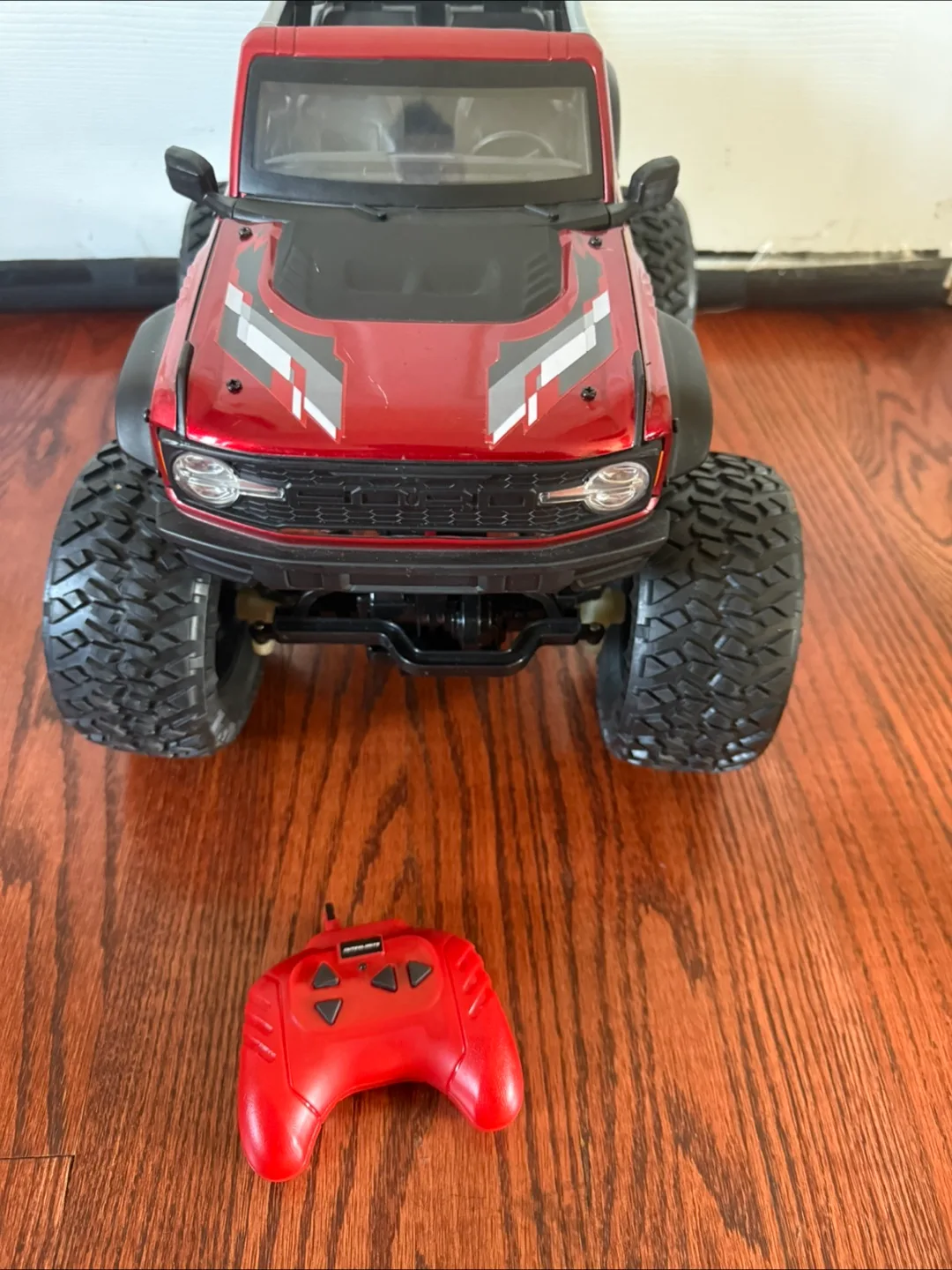 Bright RC Ford Bronco Raptor image indicator(2)