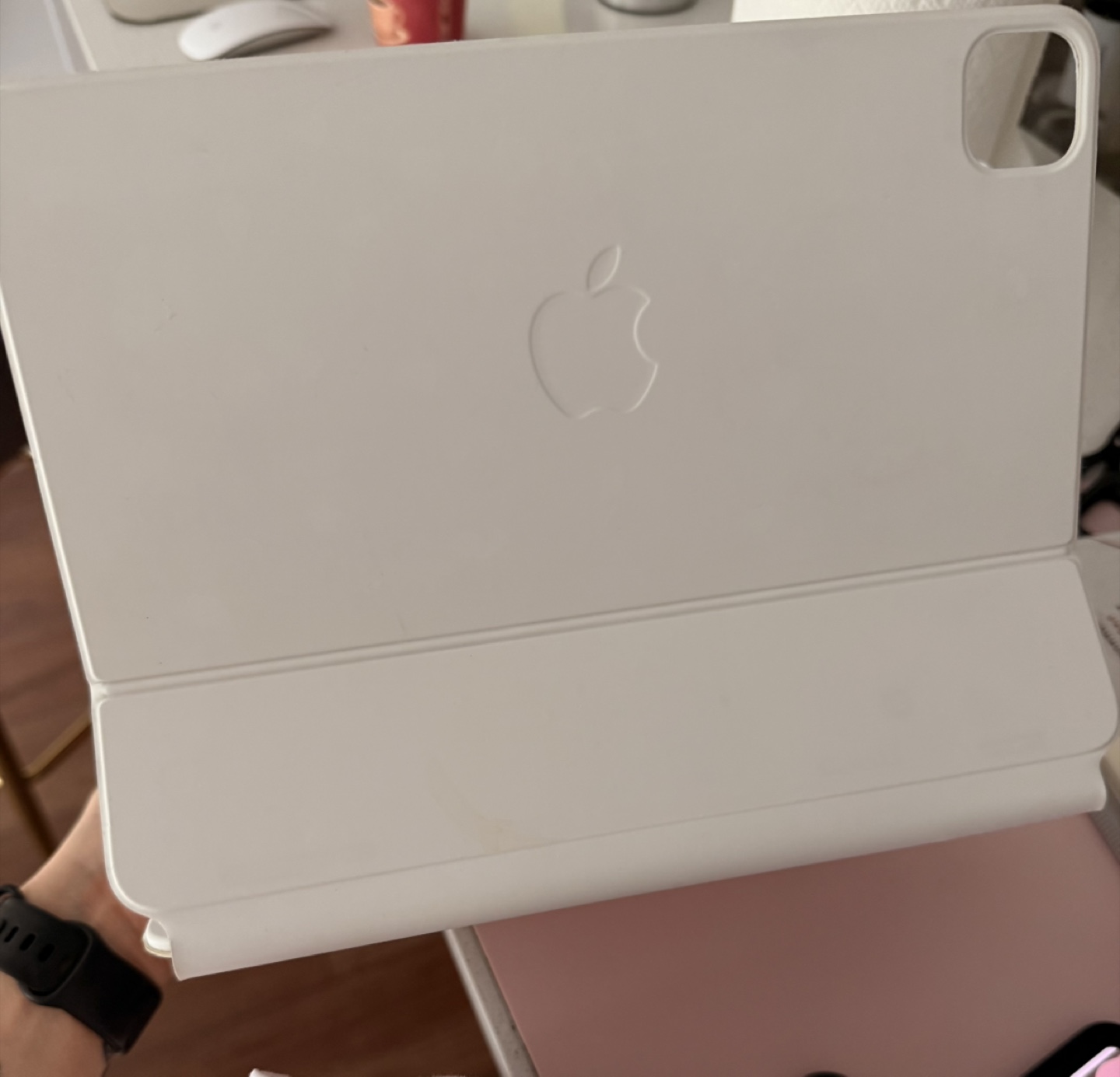 Apple Magic Keyboard for iPad air and pro 11 inch - photo 2