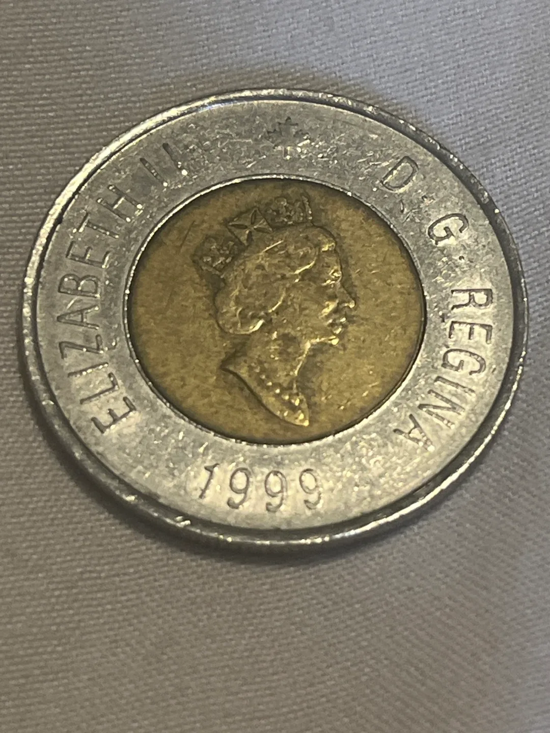 $ 2 Nunavut Toonie image indicator(2)