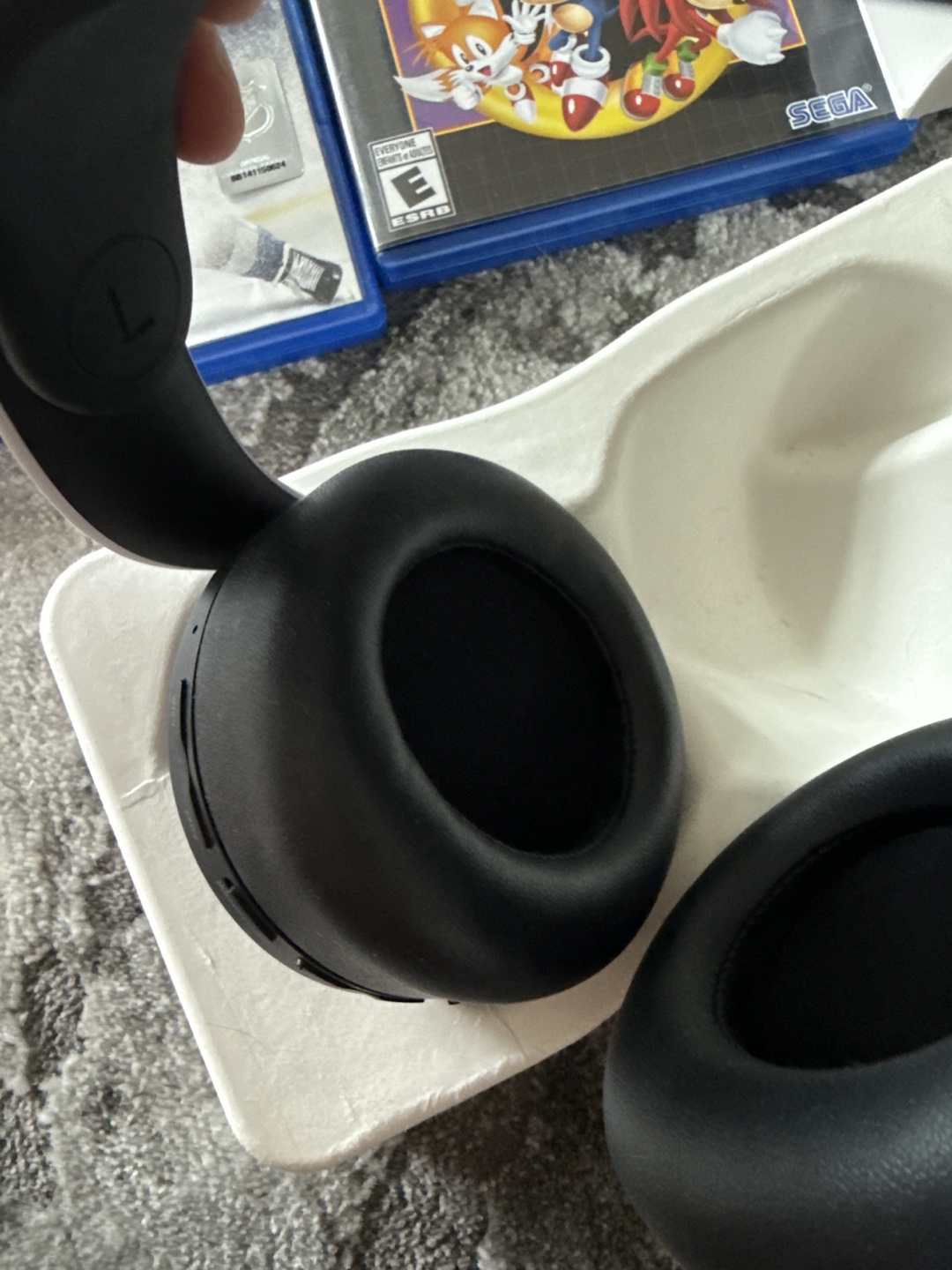 PlayStation PULSE 3D Wireless Headset - photo 3