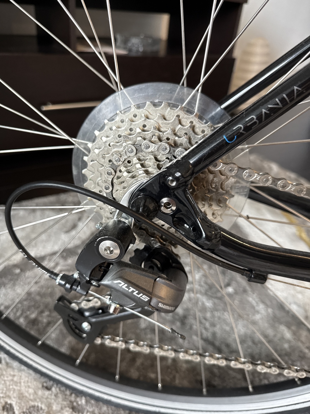 Garneau Urbania 4 Hybrid Bike - Black - photo 2