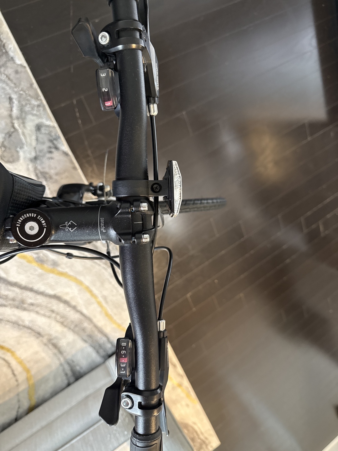 Garneau Urbania 4 Hybrid Bike - Black - photo 4