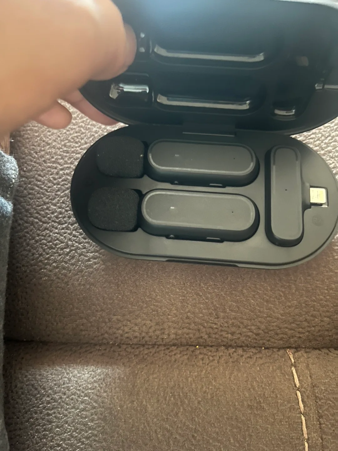 Wireless Lavalier Microphone System