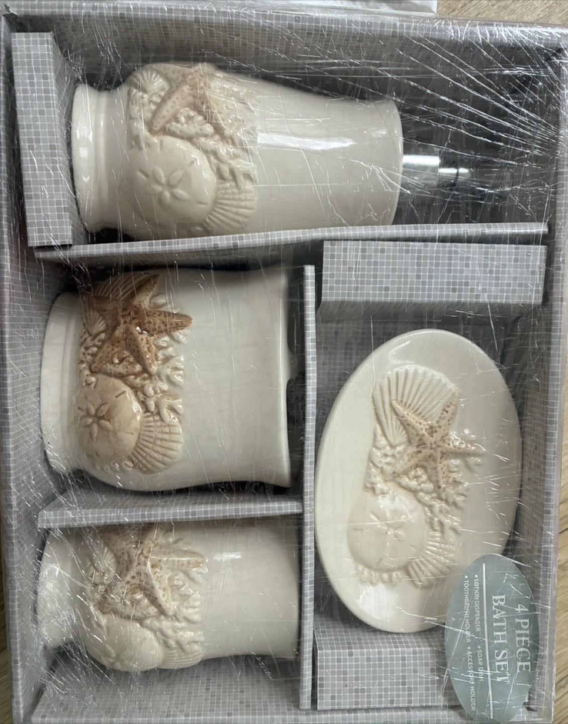 [Moving Sale] NEW 4-Piece Ceramic Bath Set