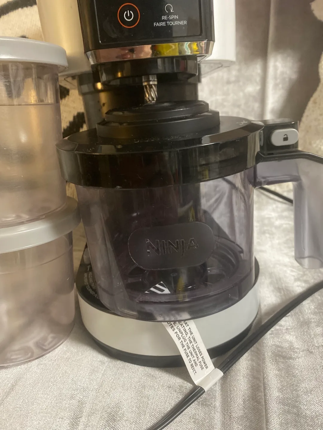 Ninja CREAMi 7-in-1 Ice Cream Maker, White image indicator(3)