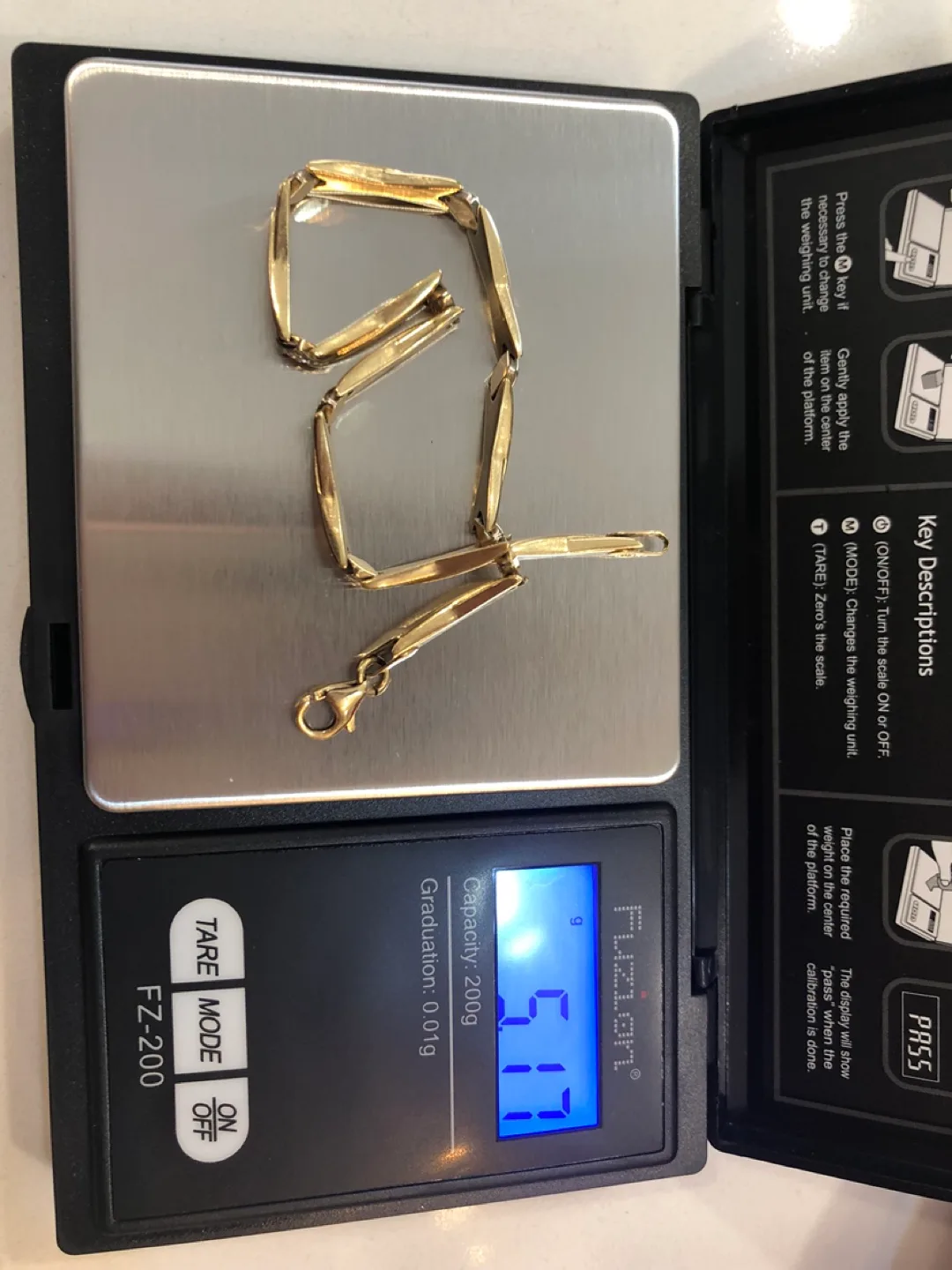 14K Gold Diamond Bracelet image indicator(4)