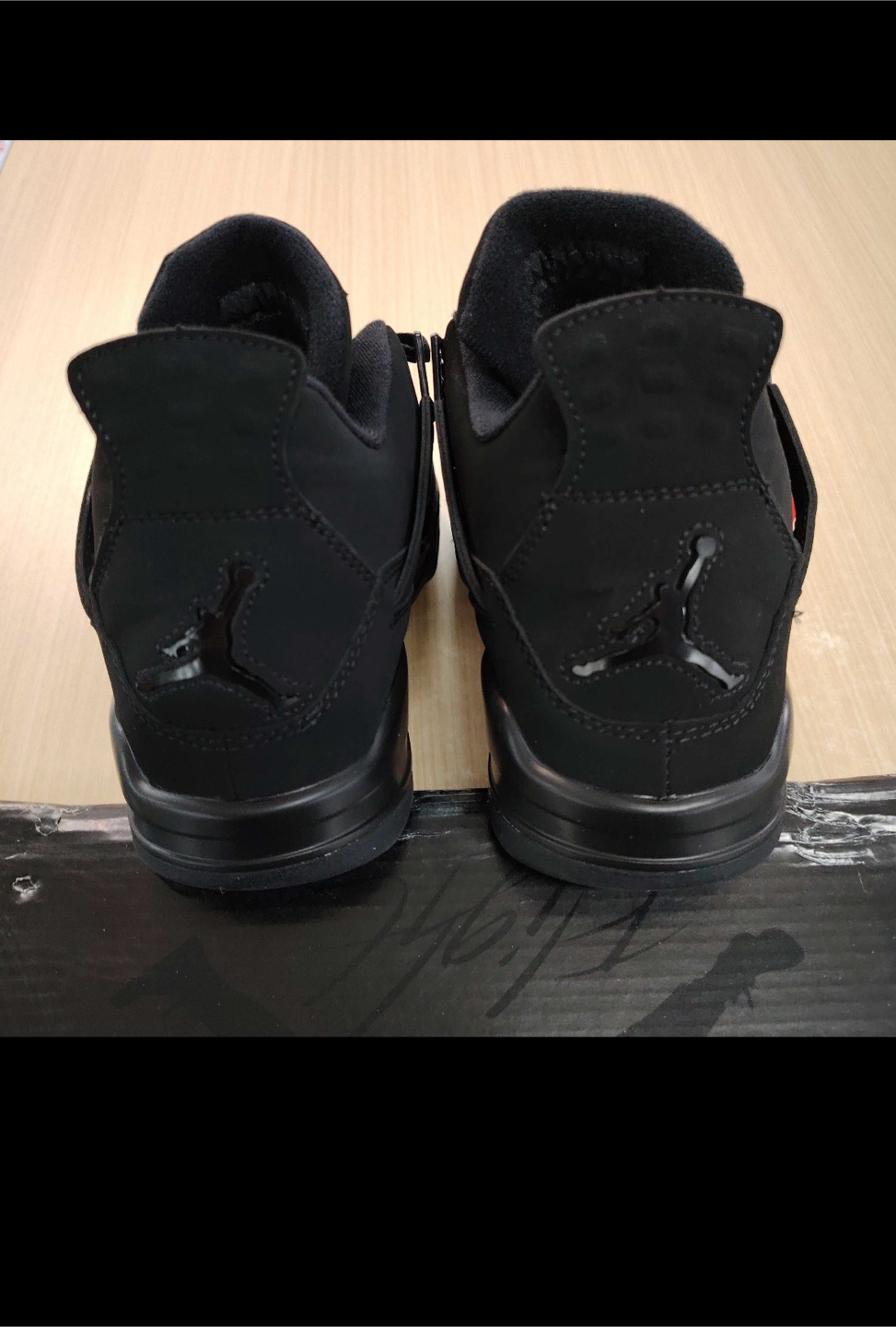 Air Jordan 4 Retro Black Cat - photo 2