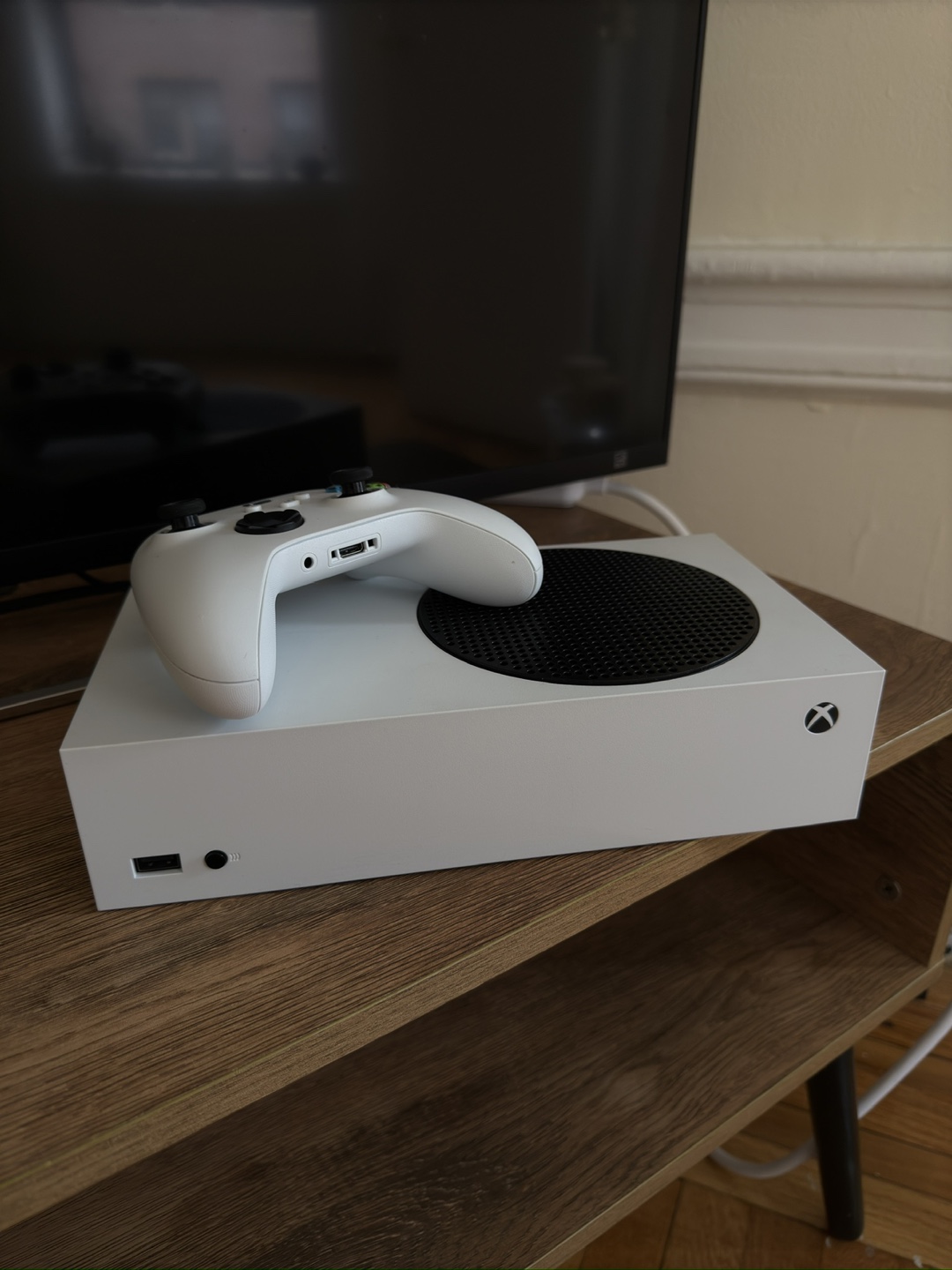 Xbox Series S Console with Controller - White