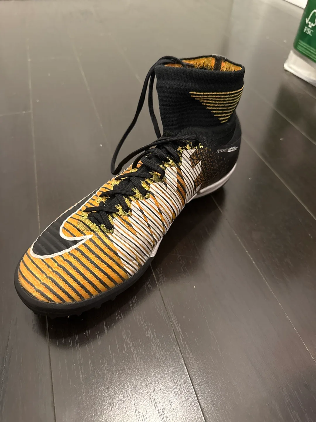 Nike MercurialX US 9.5M Soccer Shoes