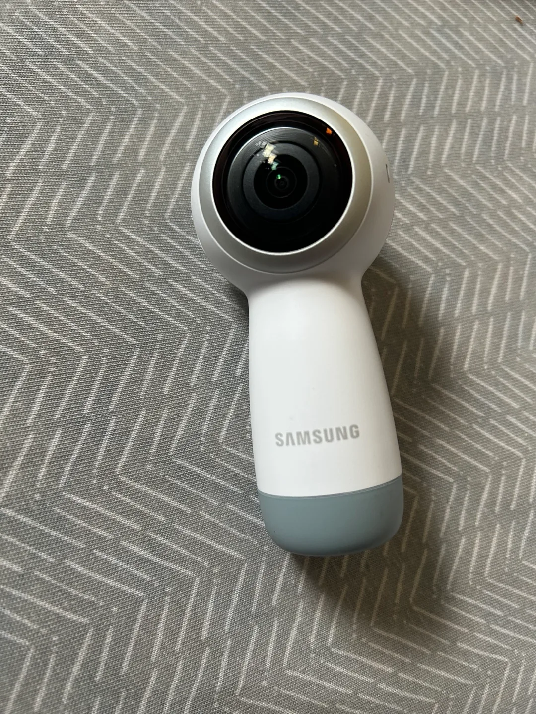 Samsung Gear 360 Camera (2017 Edition) SM-R210 image indicator(3)