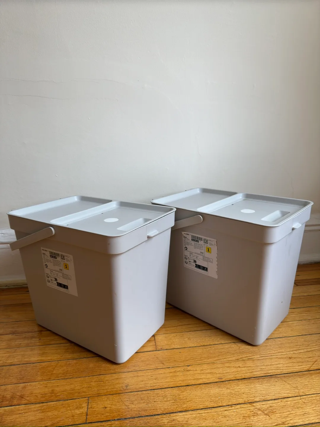 IKEA HÖGSMA Chopping Board Bin with Lid, Light Gray thumbnail