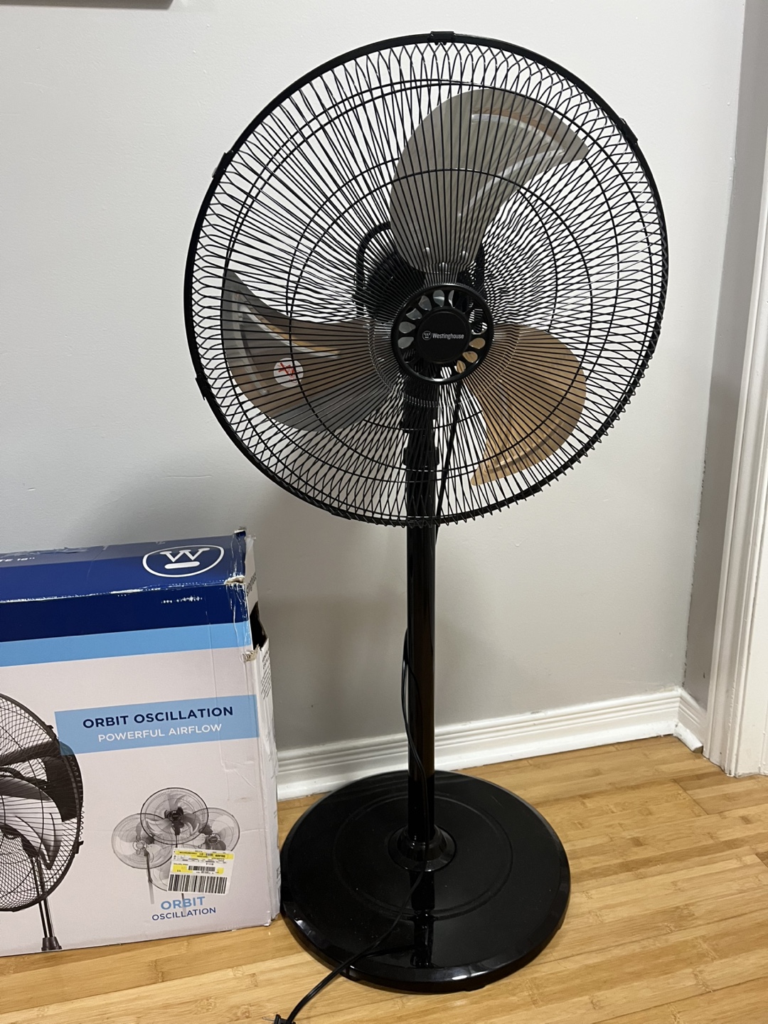 Westinghouse 18" Orbit Oscillating Stand Fan - Black - photo 2