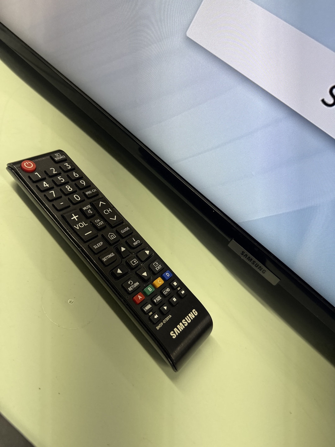 Samsung TV - photo 2