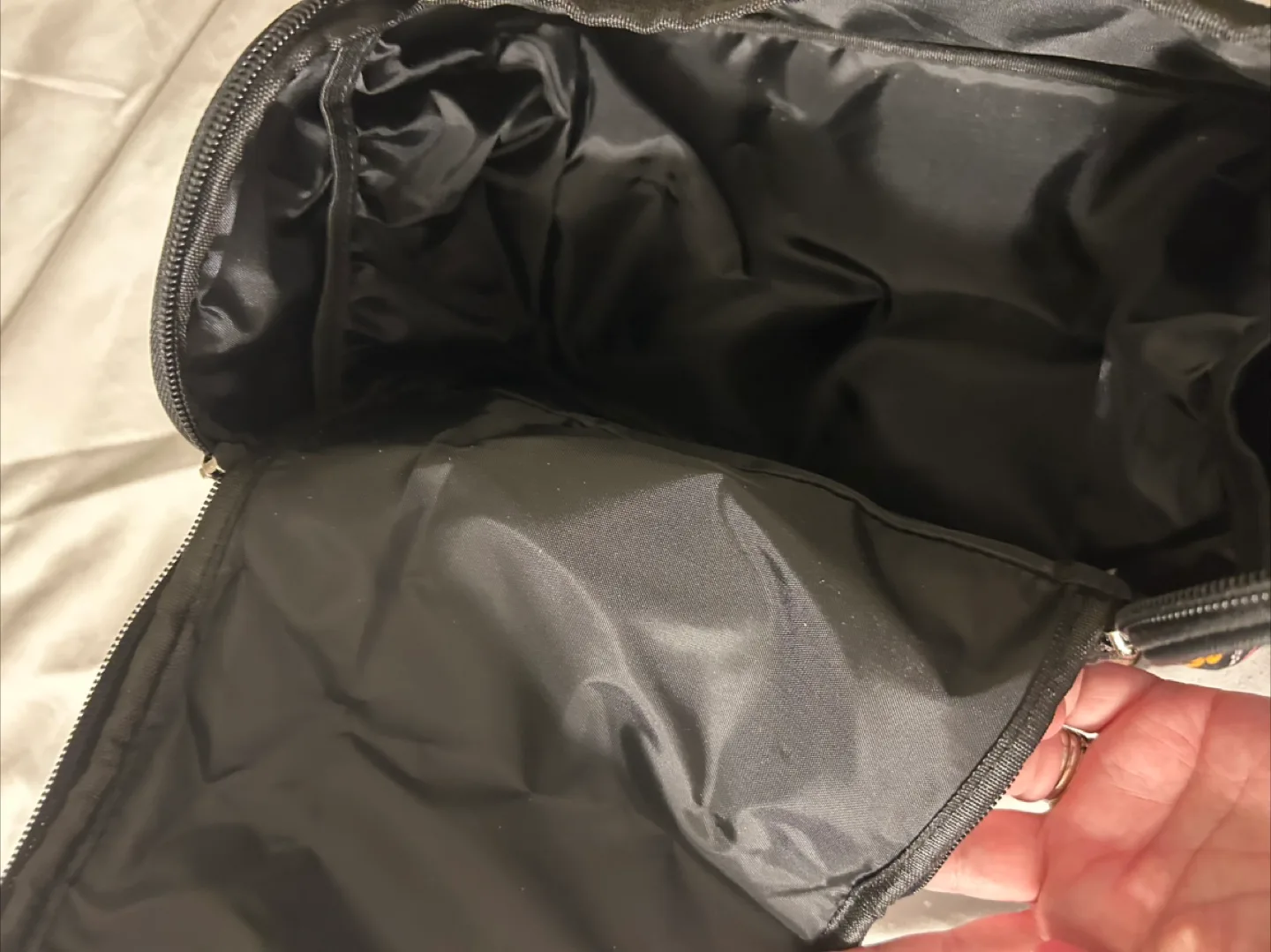 Tender Love + Carry Floral Lunch Bag image indicator(2)