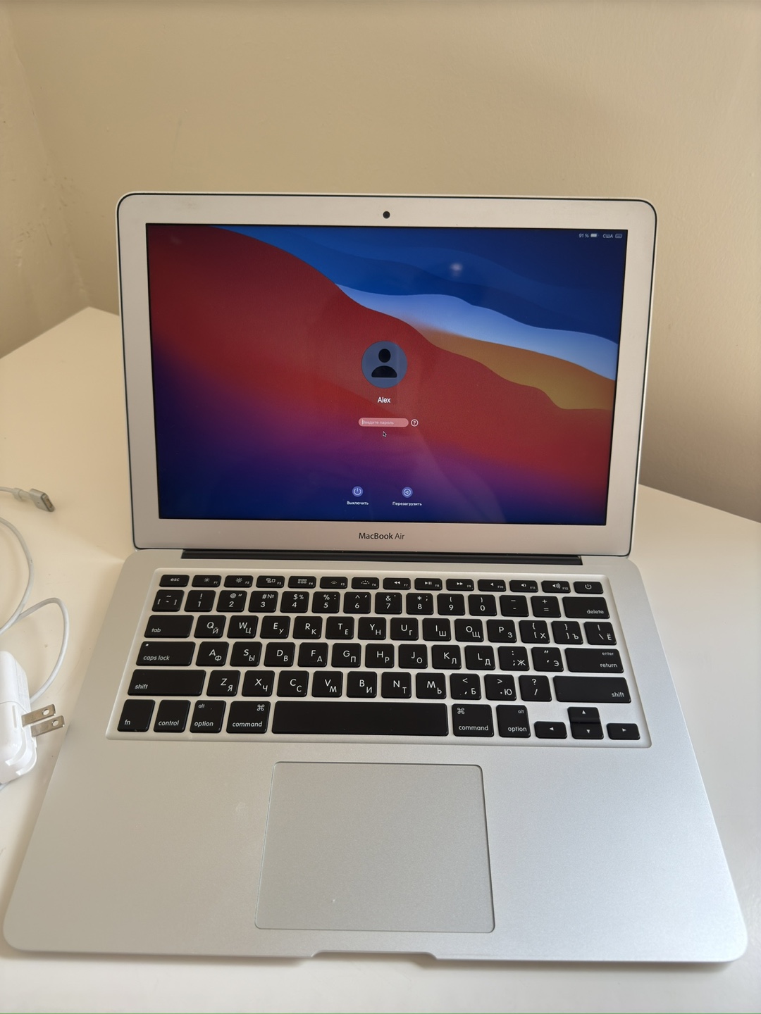 MacBook Air 14 - photo 3