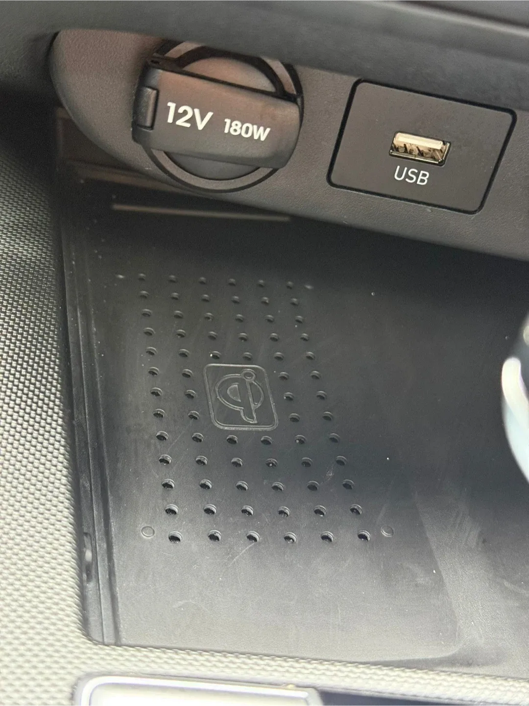 Hyundai Elantra - Great Condition! image indicator(3)