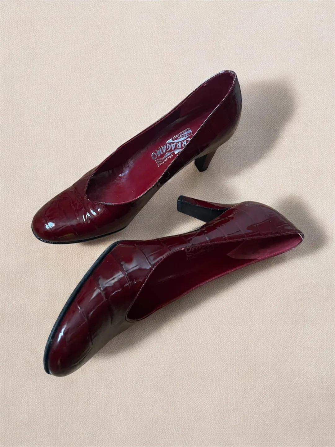 Salvatore Ferragamo Burgundy Patent Leather Heels thumbnail