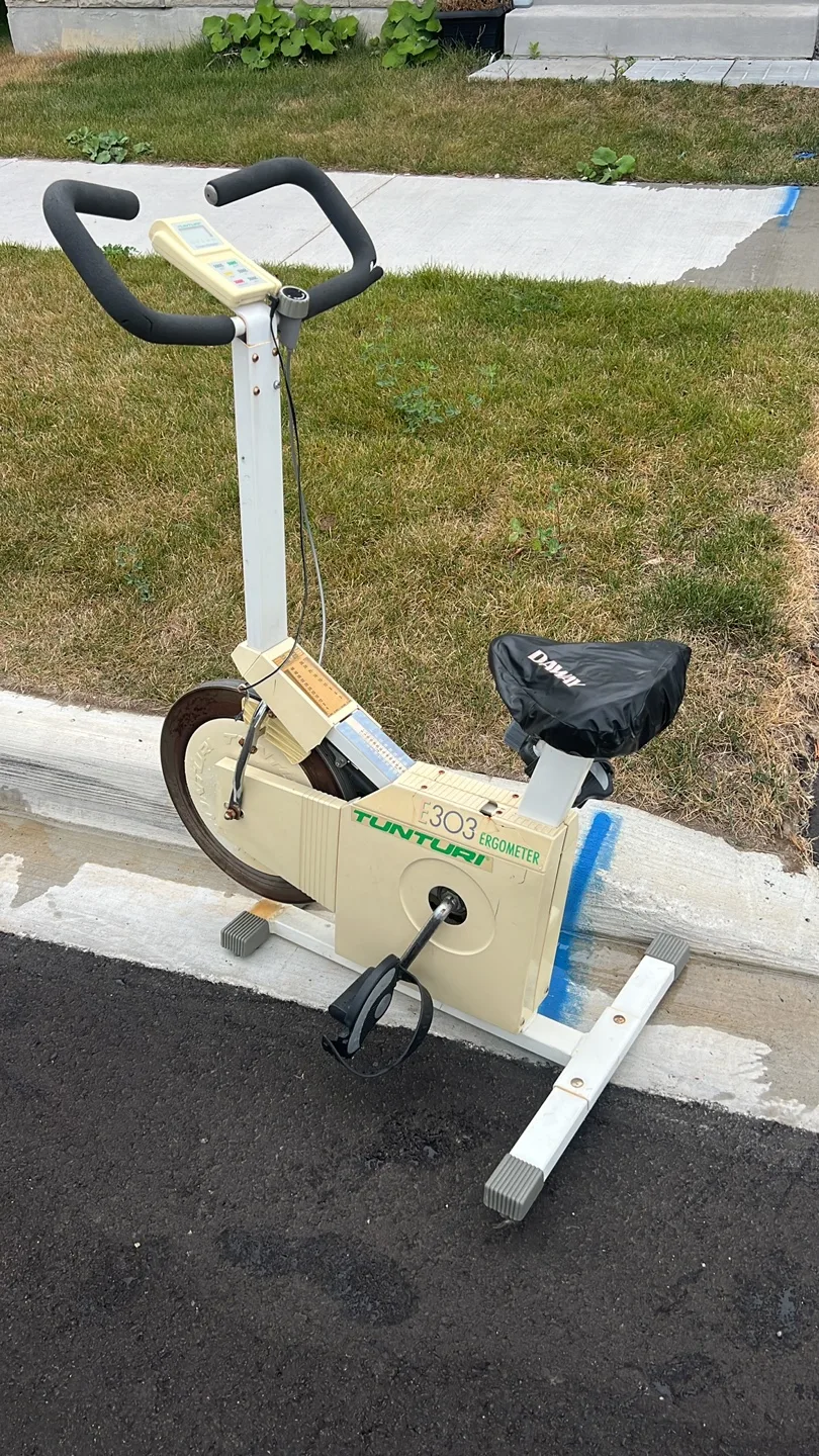 Tunturi E303 Ergometer Exercise Bike image indicator(2)