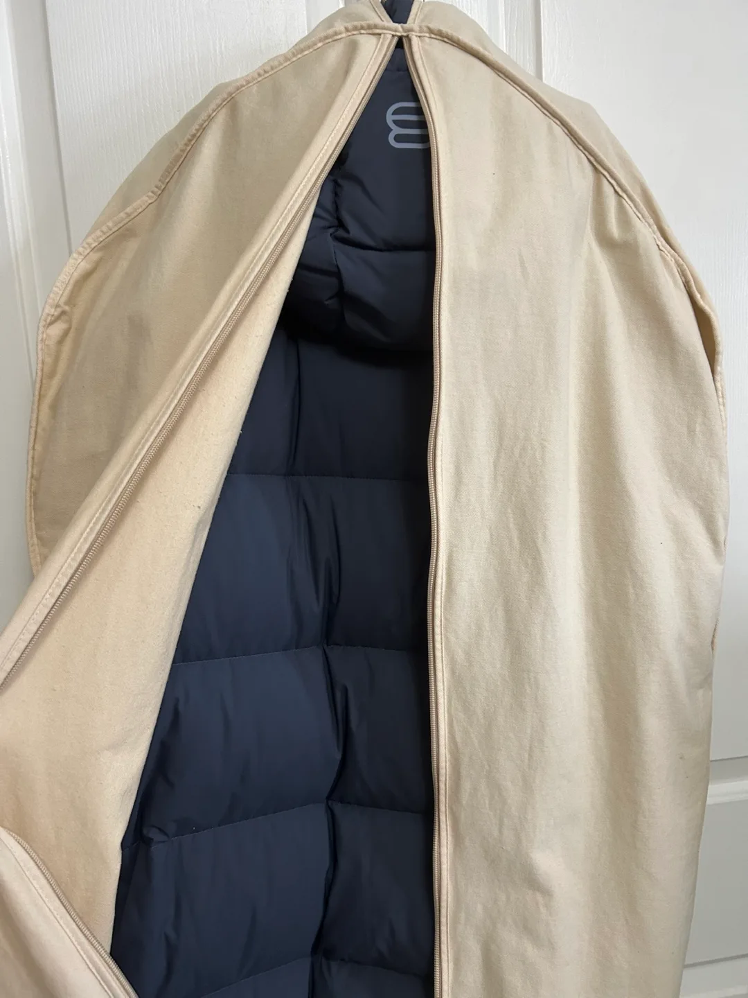 Authentic Louis Vuitton Garment Bag - Beige Cotton image indicator(6)