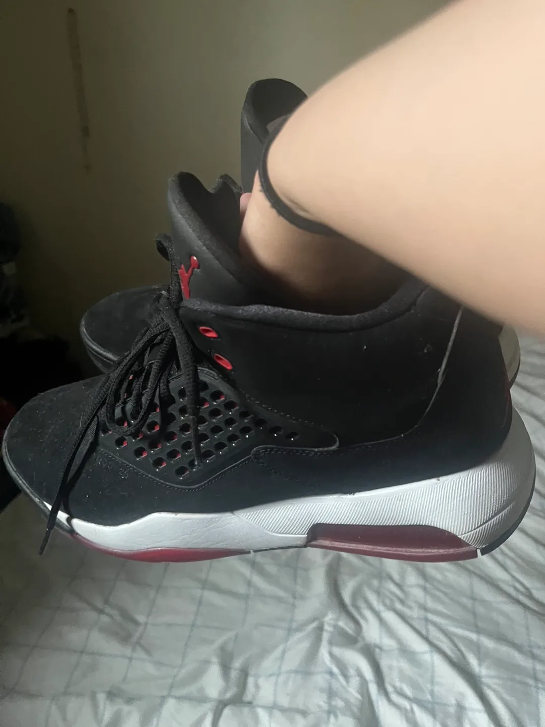 Jordan maxim 200 shoes thumbnail