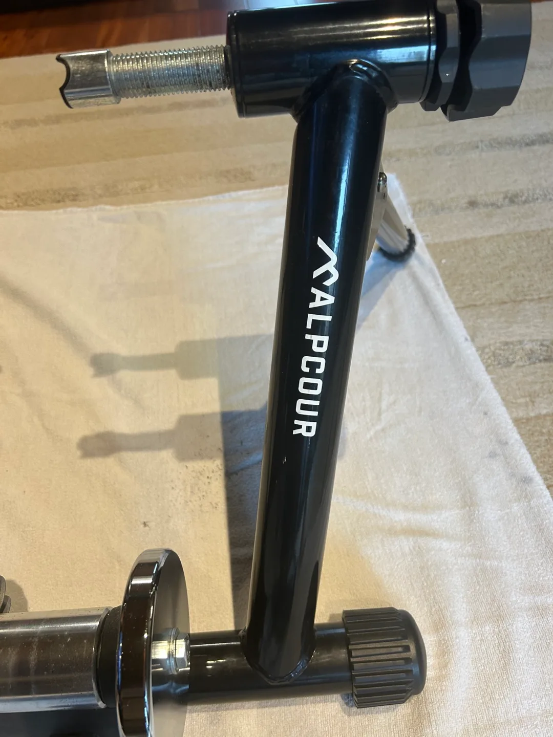 Alpcour Bike Trainer Stand image indicator(3)
