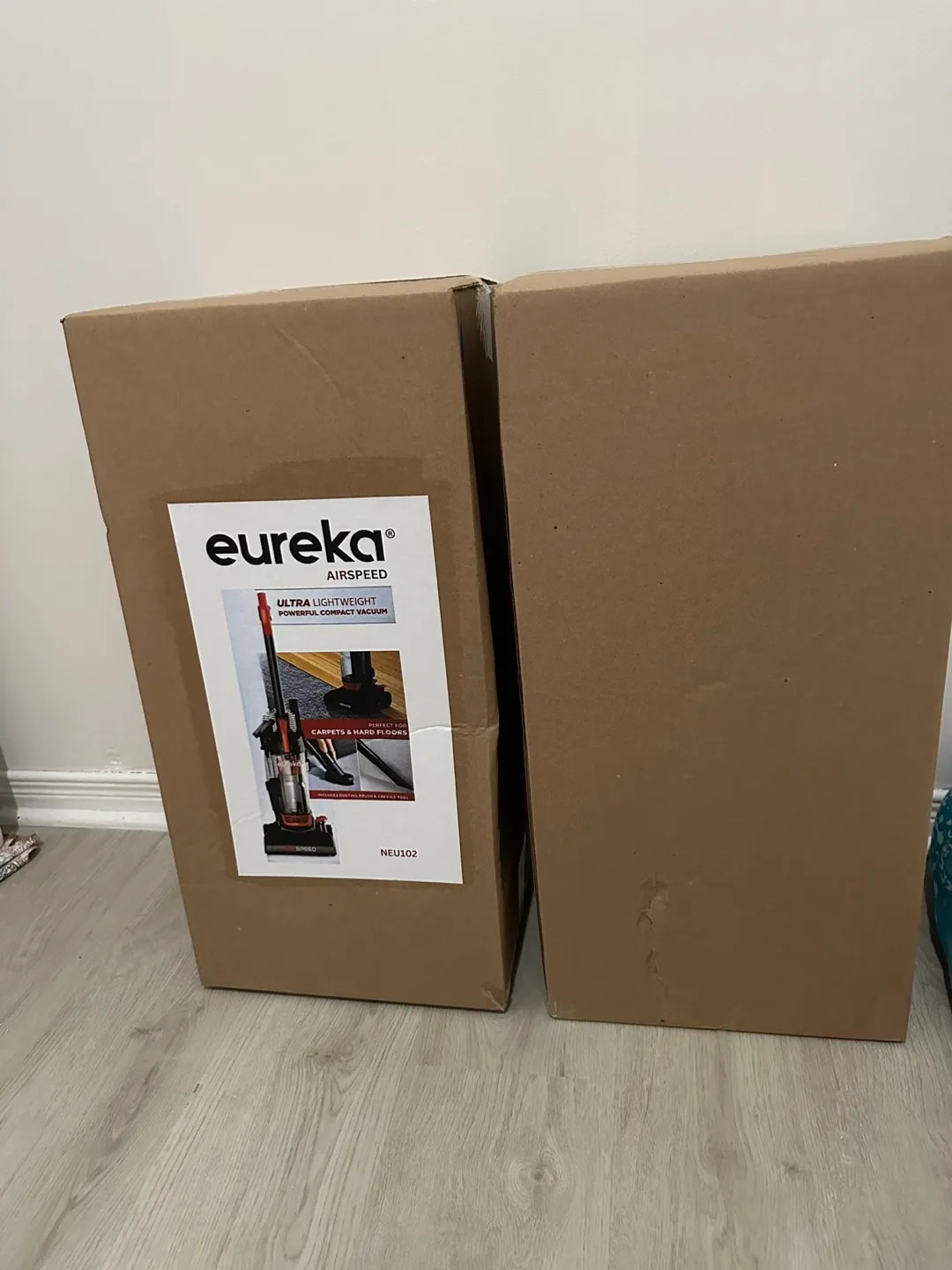 New Eureka Airspeed Ultra Lightweight Vacuum NEU102 thumbnail