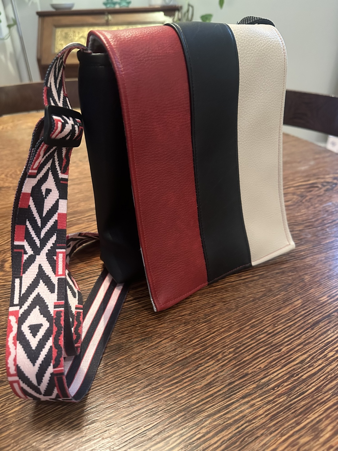 Colour Block Crossbody Bag