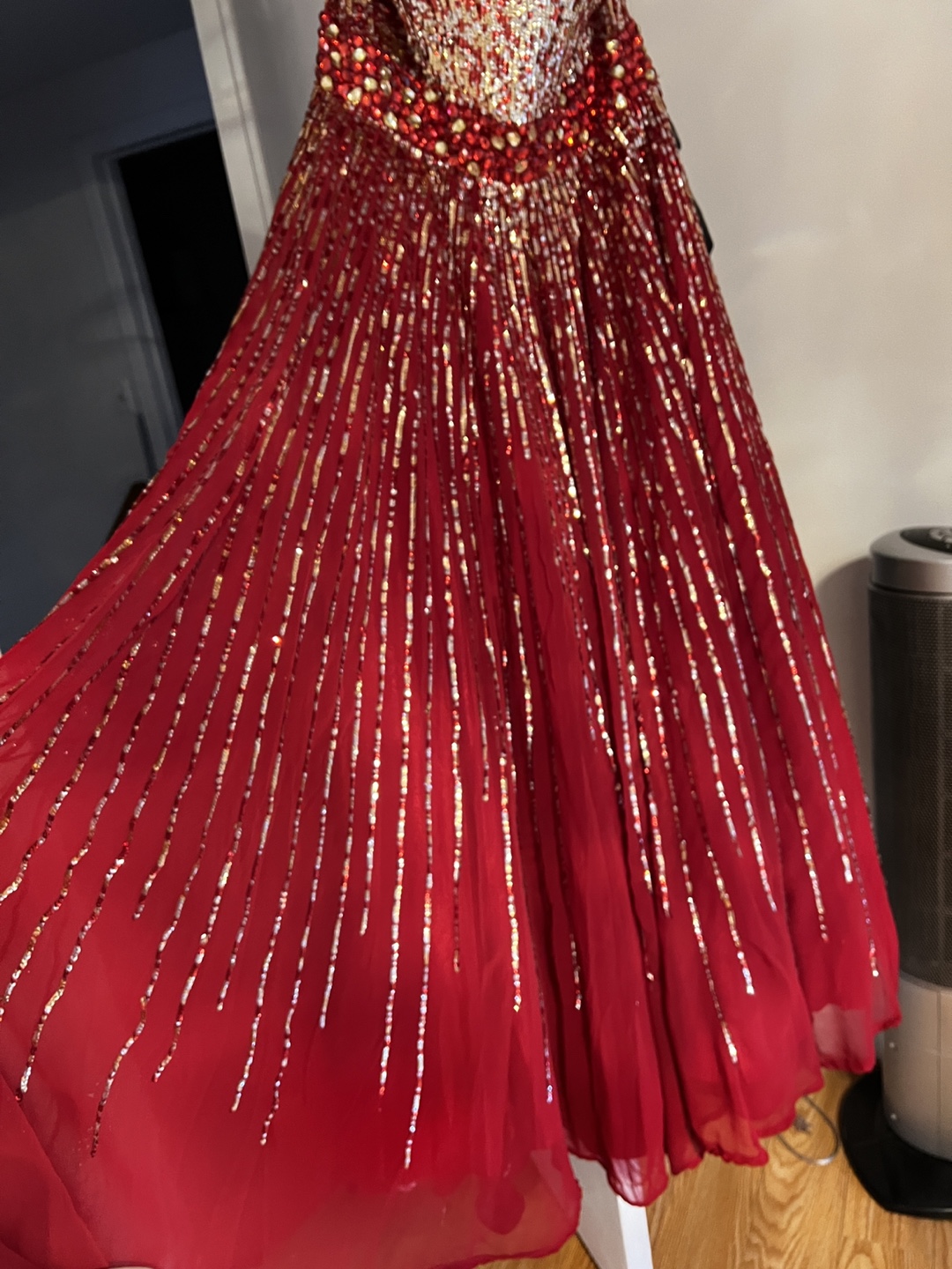 Red Sequin Embellished Prom Dress - photo 3