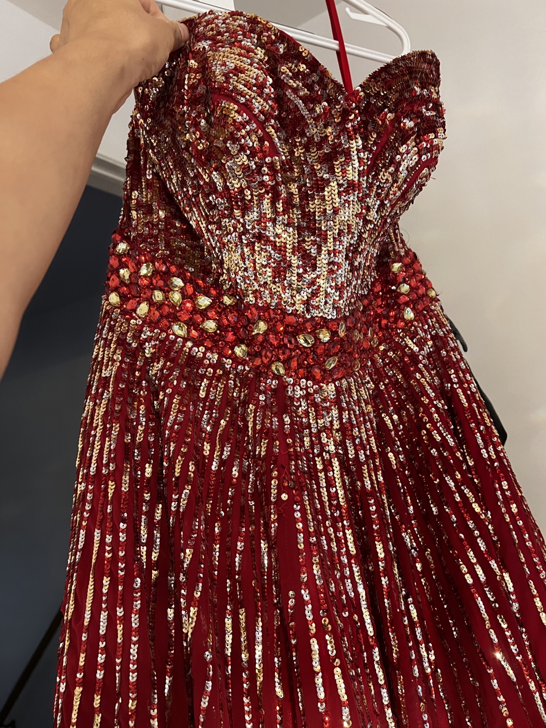 Red Sequin Embellished Prom Dress - photo 4