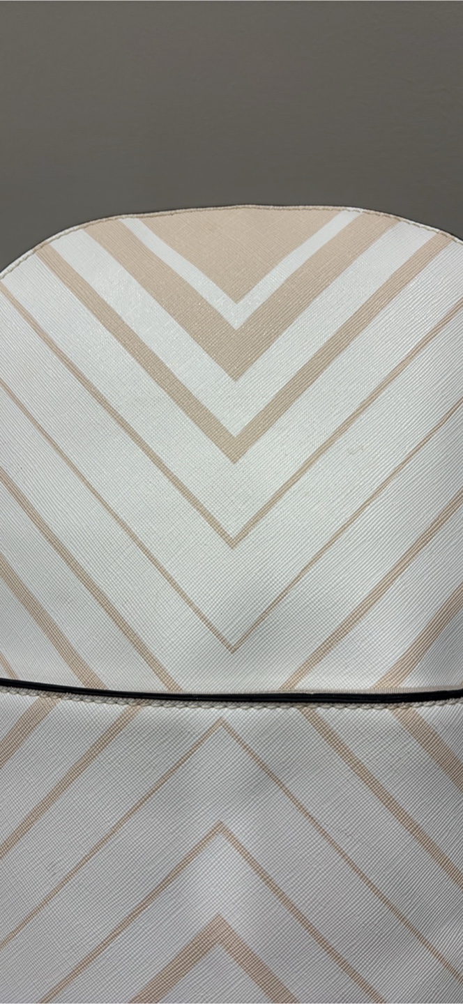Beige & White Chevron Pattern Backpack - photo 4