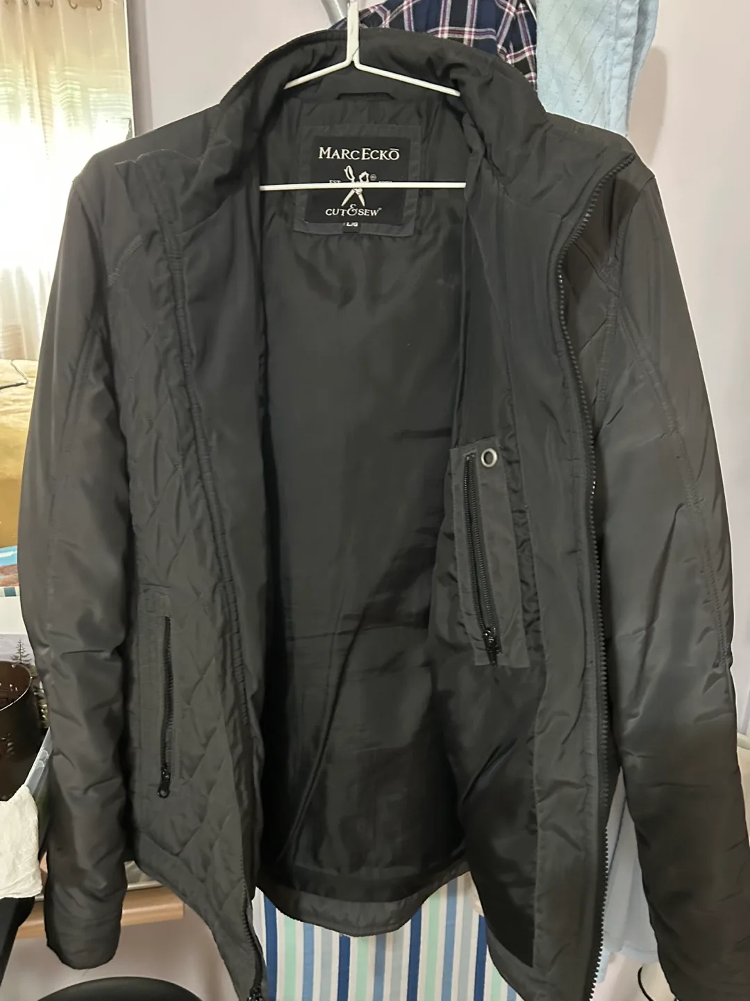 Marcecko Cut & Sew Black Jacket, Size L image indicator(2)