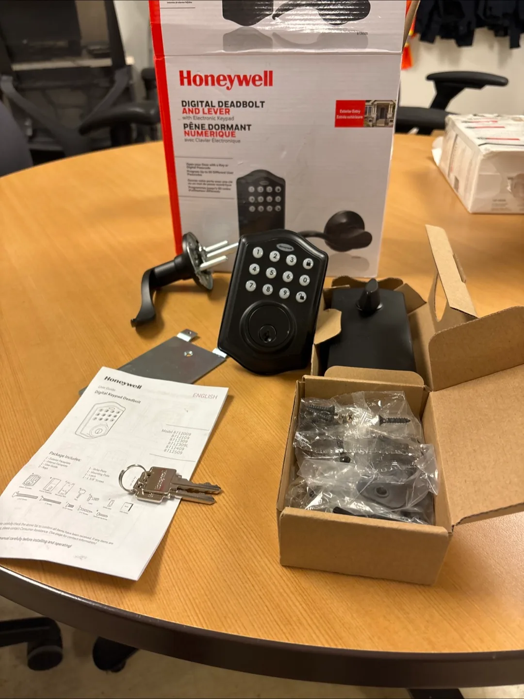 Honeywell Digital Deadbolt and Lever - New in Box! thumbnail