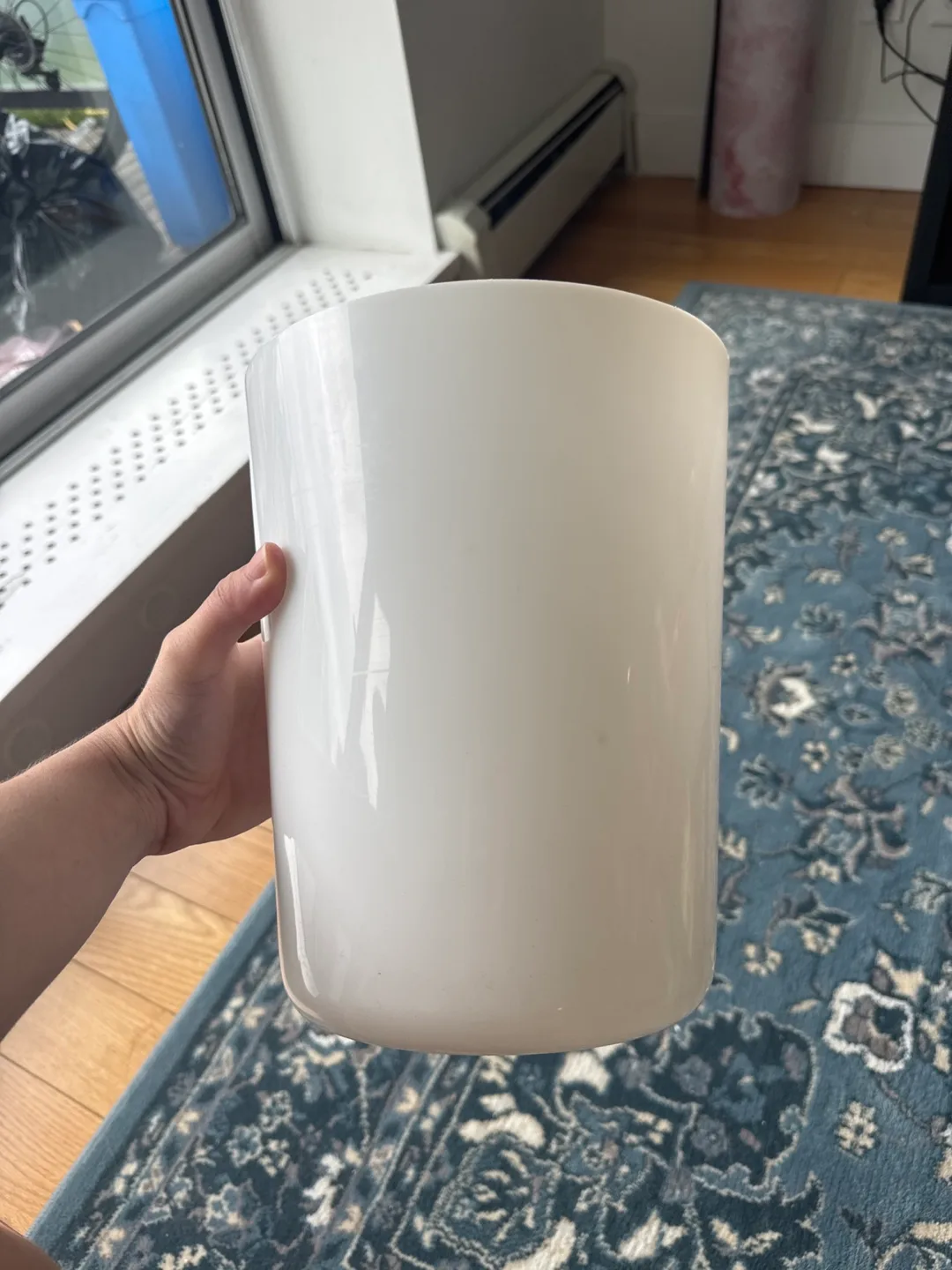 White garbage thumbnail