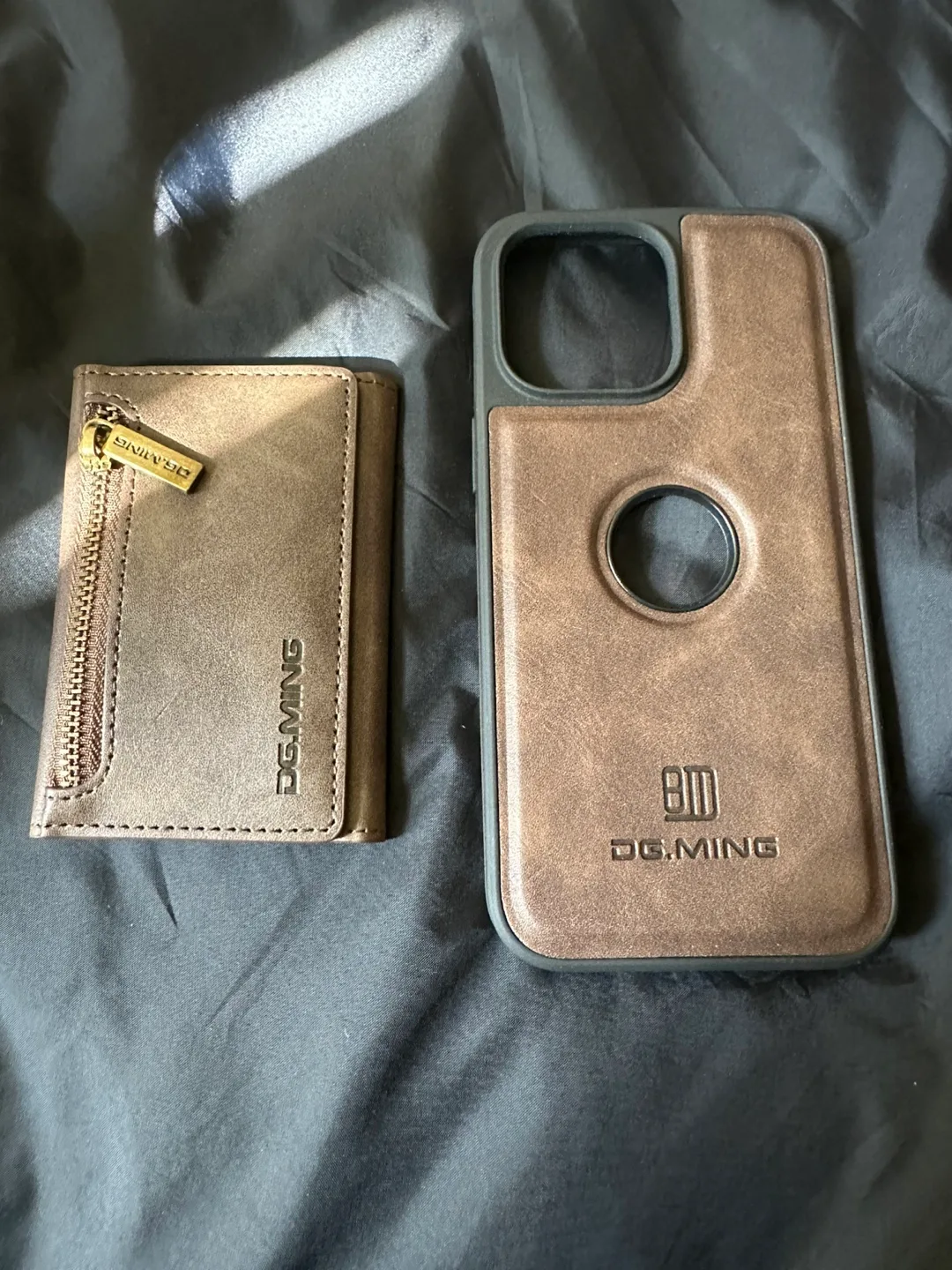 DG.MING iPhone Wallet Case - brown image indicator(2)