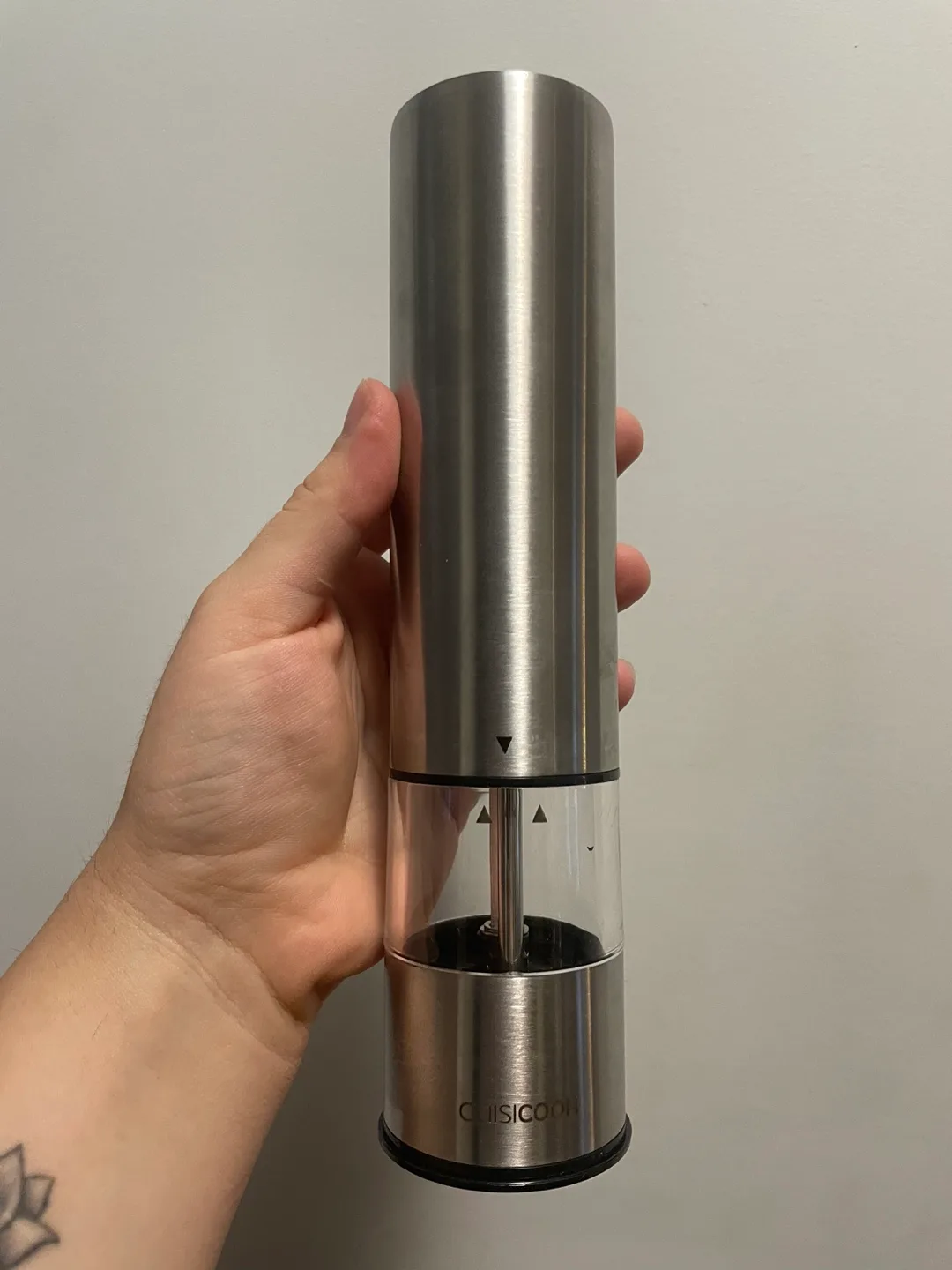 Electric Salt or Pepper Mill thumbnail